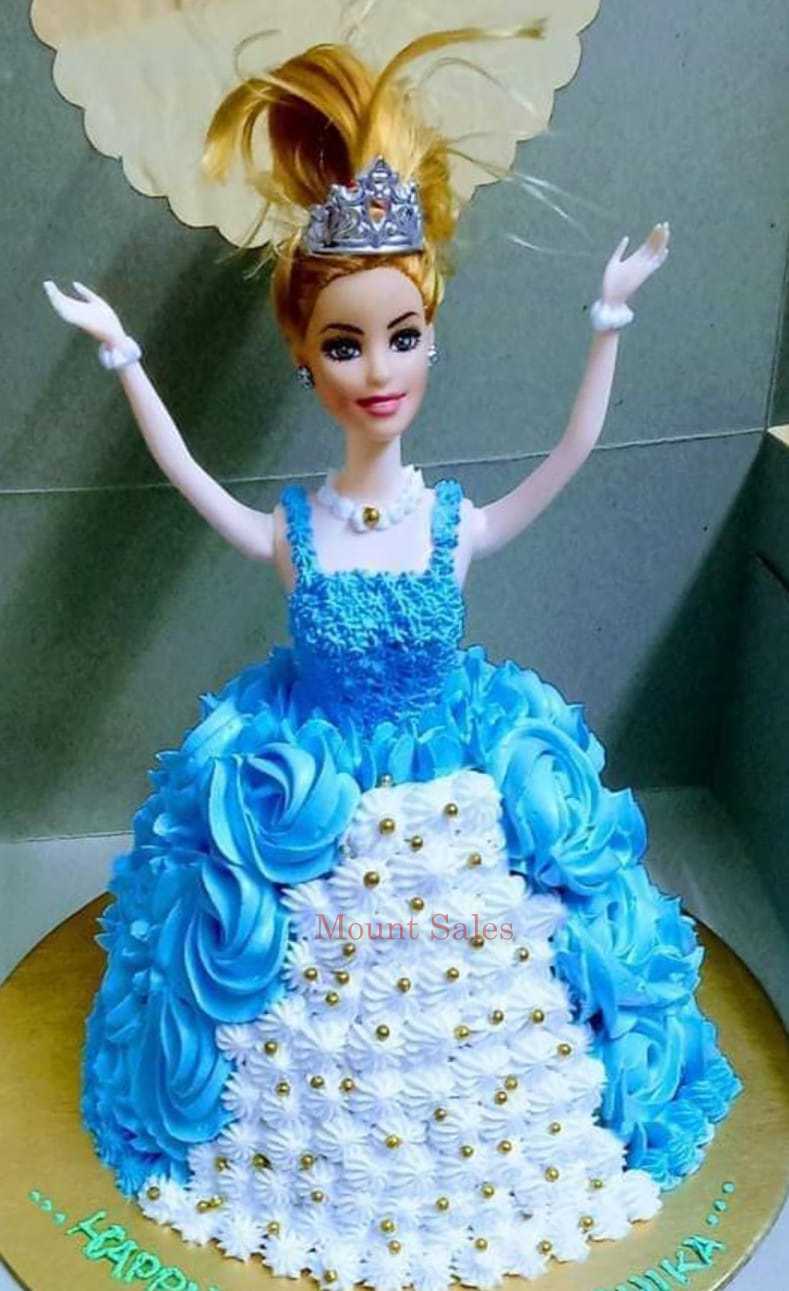 Premium RED N White Velvet Cake